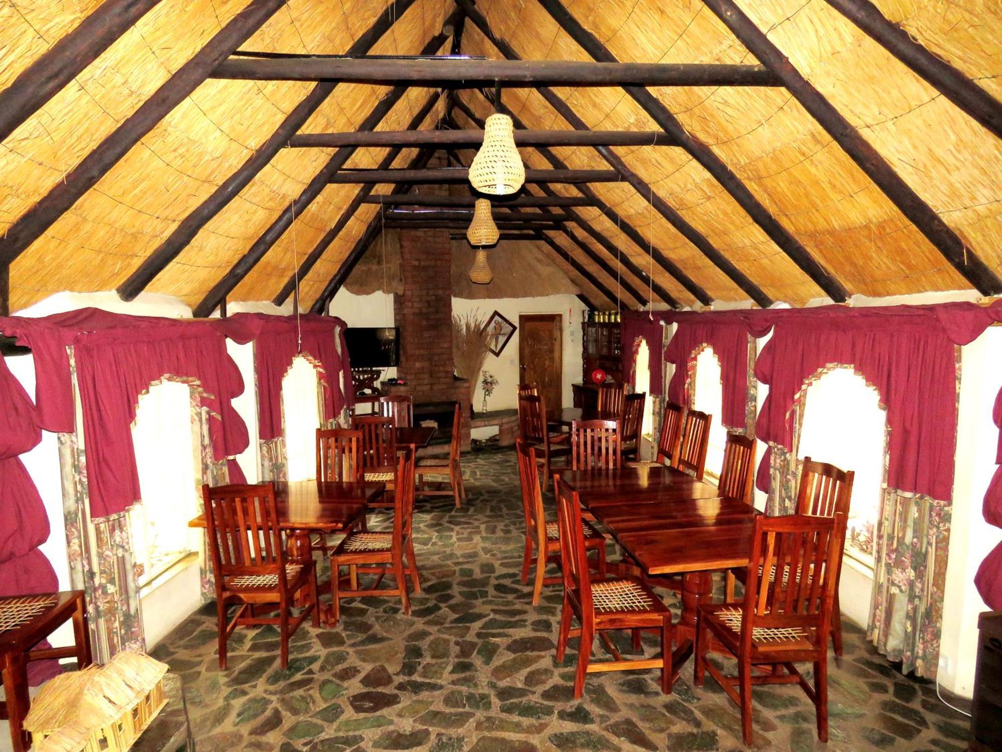 בולוואיו Parrot Lodge מראה חיצוני תמונה